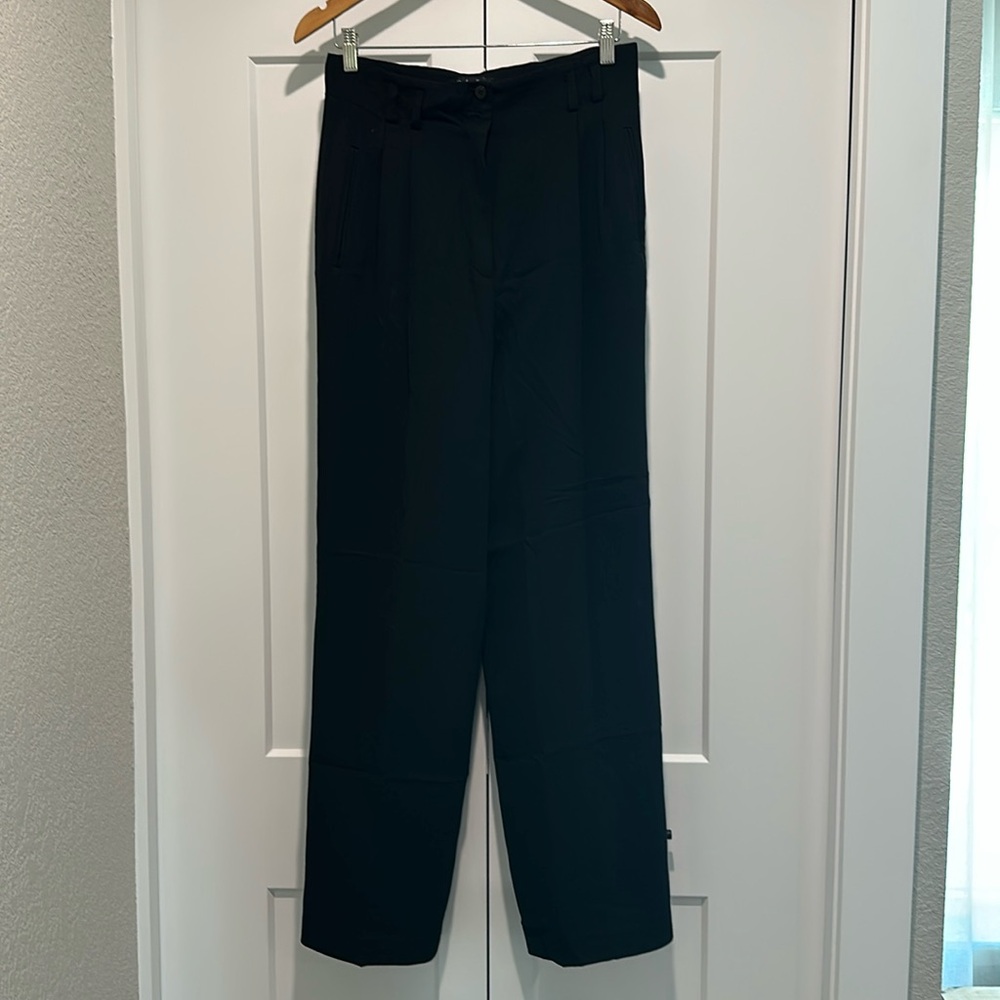 RAFAELLA size 10 100% polyester lined dress pants. Pleaded front with pockets